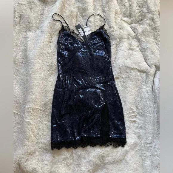 Urban Outfitters - mini dress - sequined/lace - never worn with tags on - Picture 3 of 5